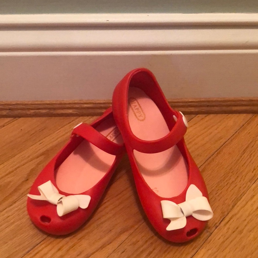 Girls shoes